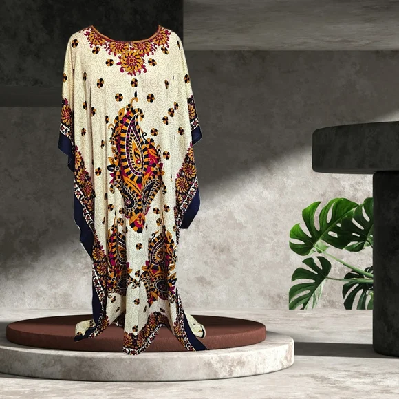 💮 Floral & Paisley Kaftan - Picture 1 of 14